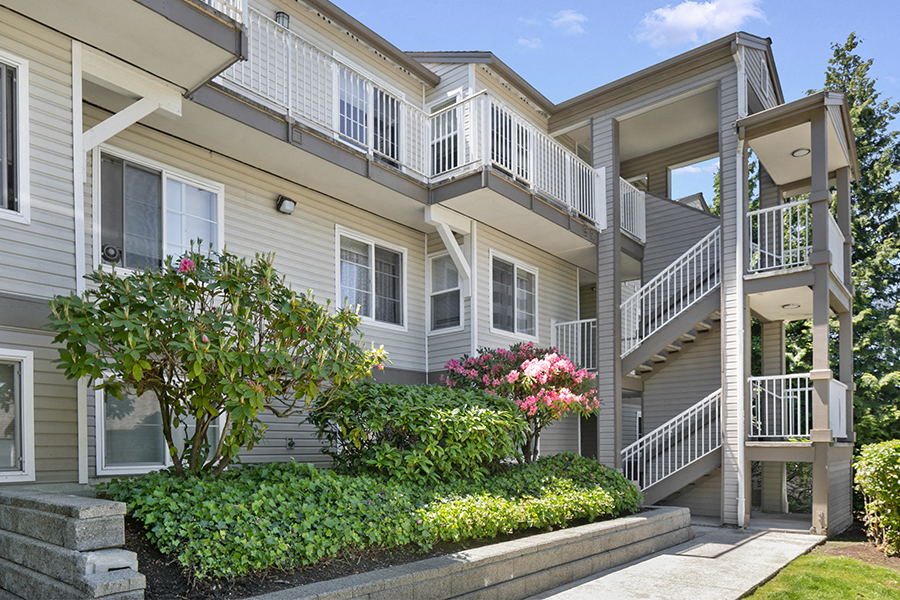 Benson Downs Apartments, 11100 SE Petrovitsky Rd, Renton, WA RentCafe